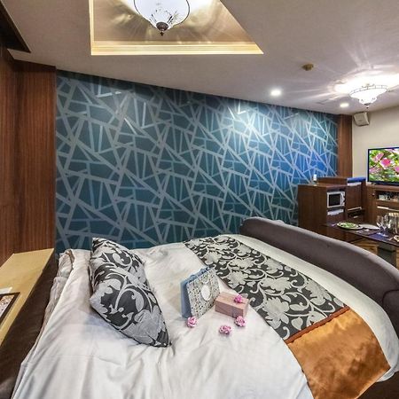 Hotel Ｇem (Adults Only) Sendai Esterno foto