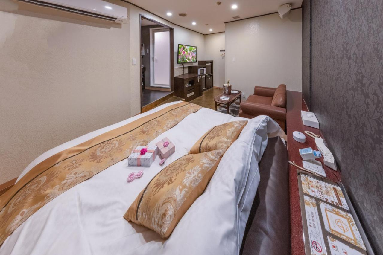 Hotel Ｇem (Adults Only) Sendai Esterno foto