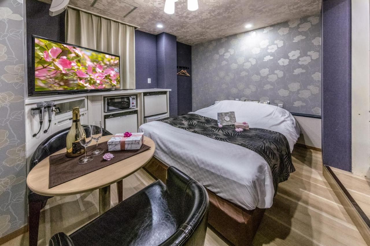 Hotel Ｇem (Adults Only) Sendai Esterno foto